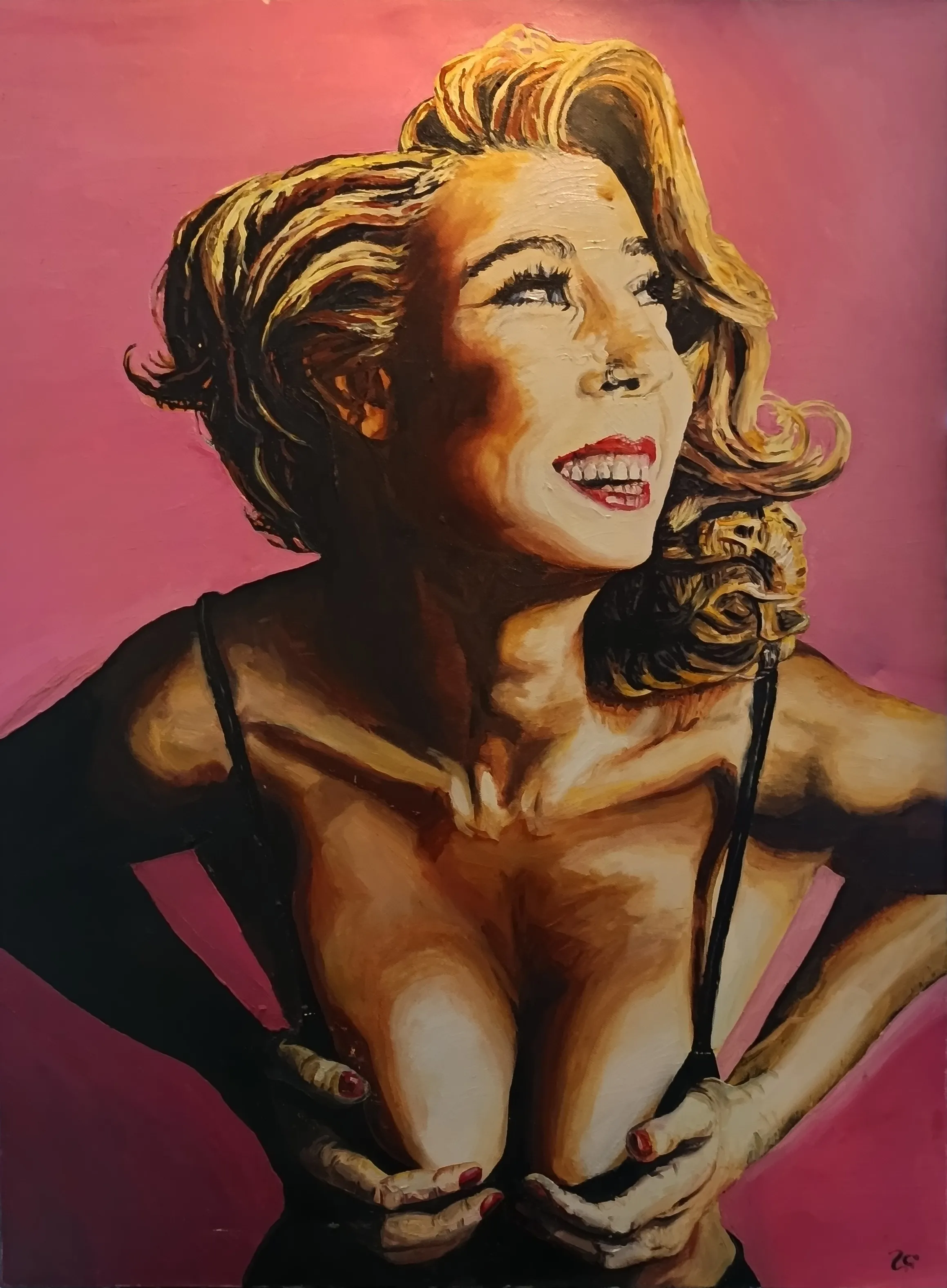 Femme au fond rose